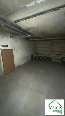 Parking / Garage - 15 m²