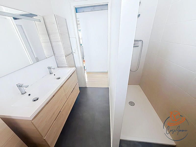 Appartement - 90 m² - 4 pièces