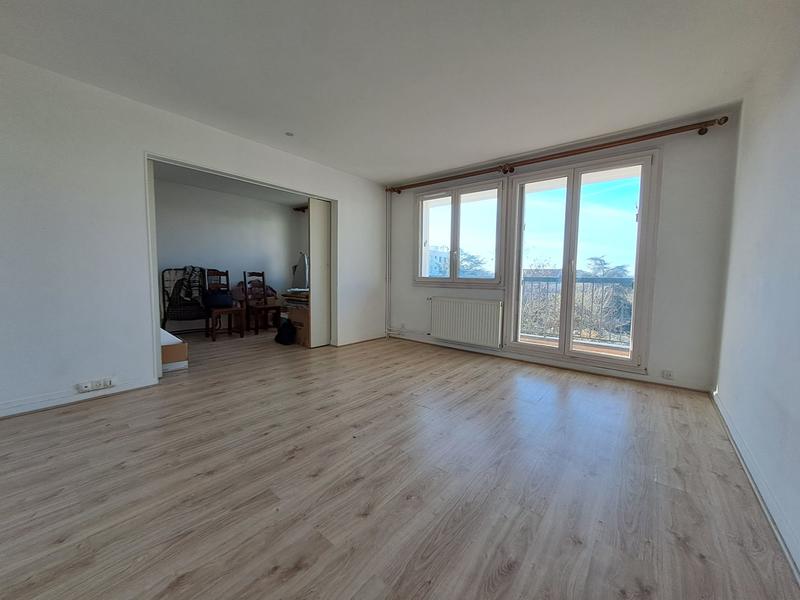 Appartement - 74 m² - 5 pièces