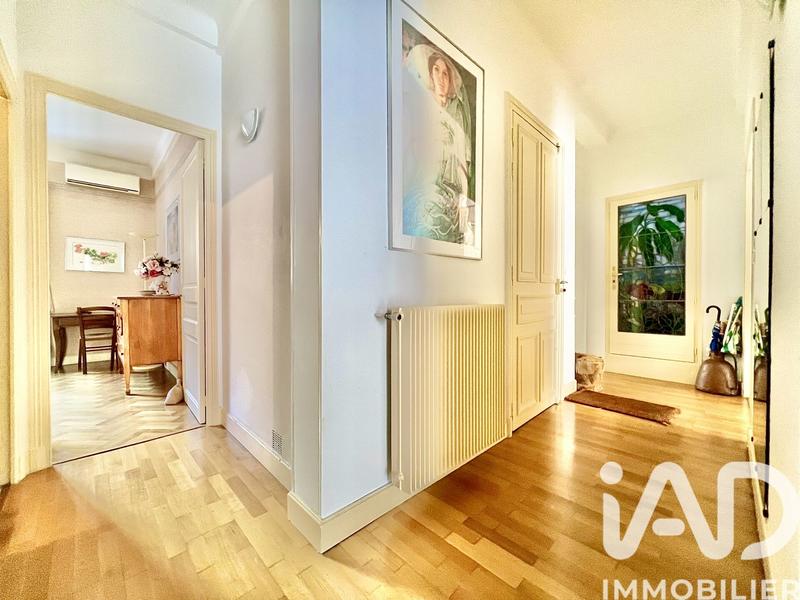 Appartement - 92 m² - 4 pièces