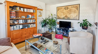 Appartement - 86 m² - 4 pièces