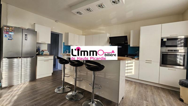 Maison traditionnelle - 142 m² - 5 pièces