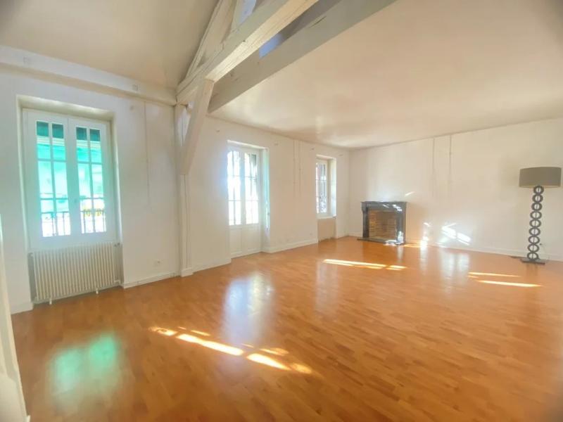 Duplex - 122 m² - 5 pièces