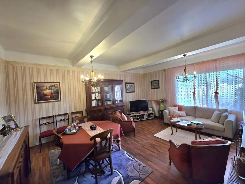 Maison - 454 m² - 15 pièces