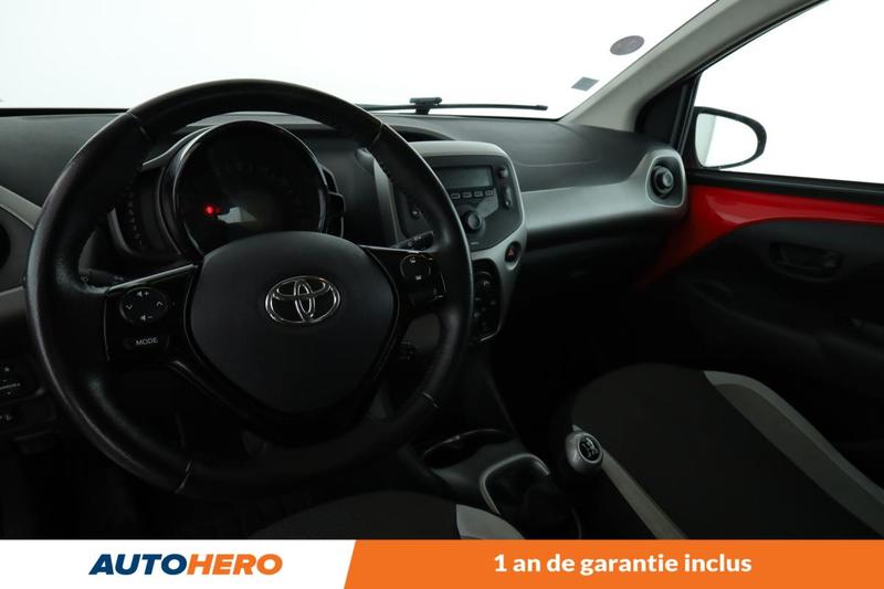 Toyota Aygo 1.0 Vvt-i X-Play 5p 69 ch