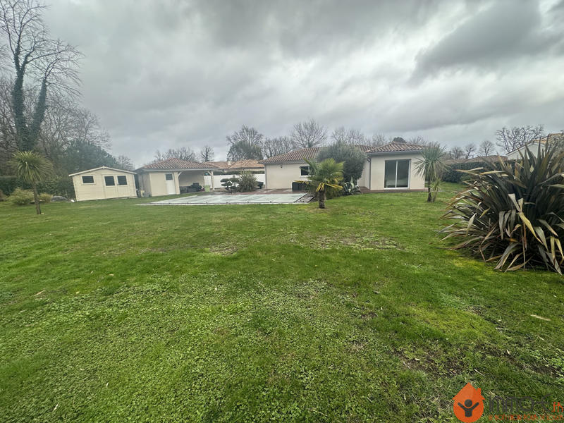 Maison - 166 m² - 5 pièces