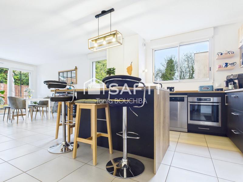 Maison - 90 m² - 4 pièces