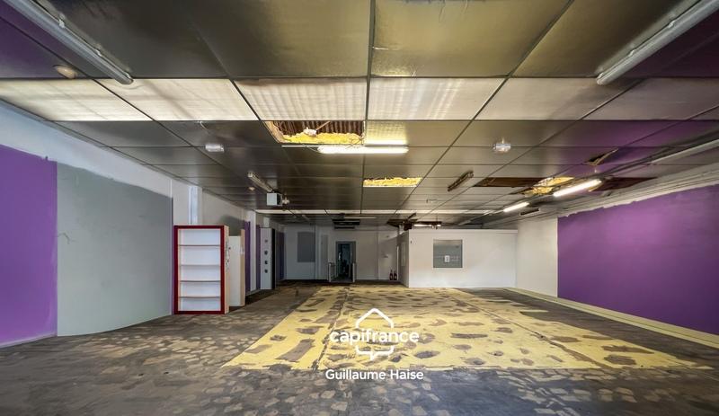 Entrepôt - 224 m² - 2 pièces