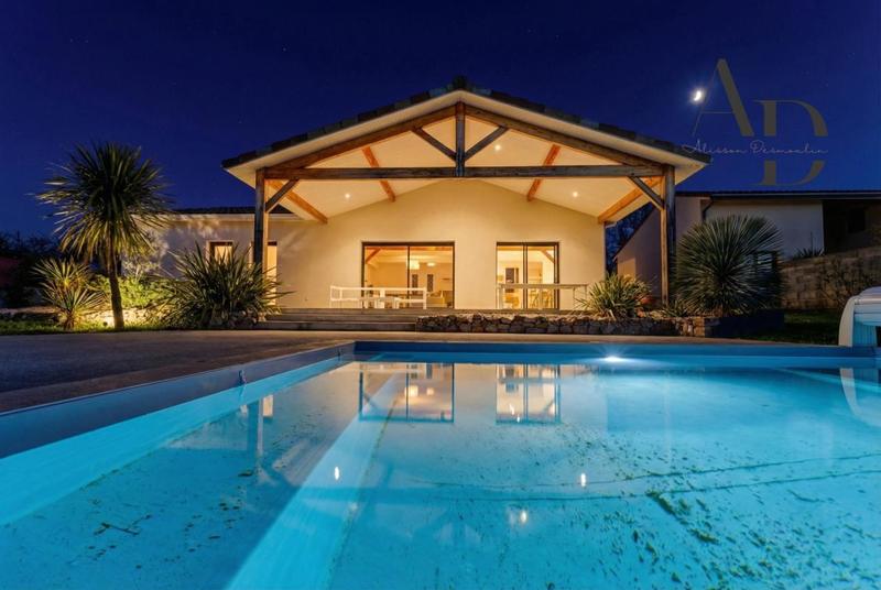 Maison - 113 m² - 5 pièces