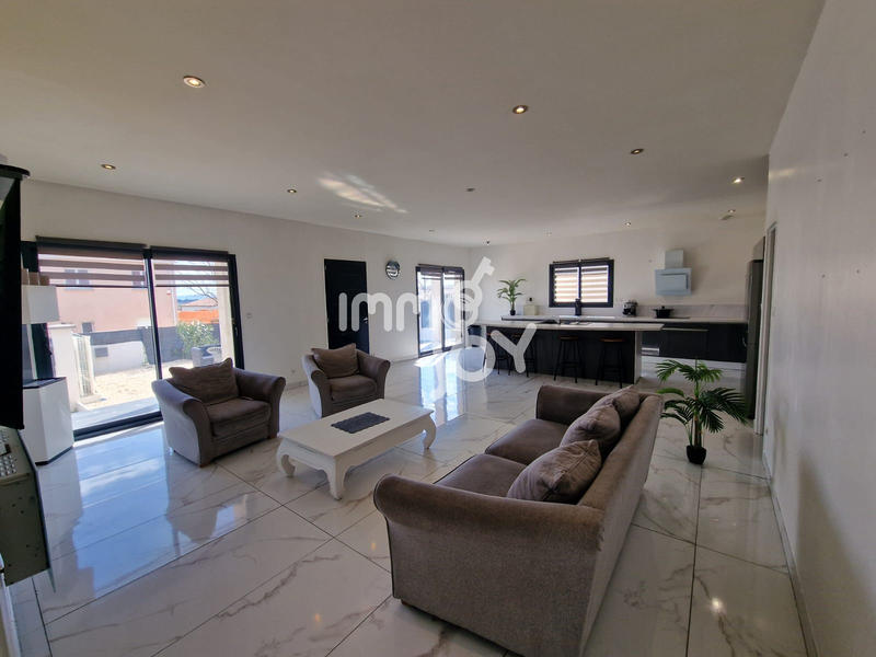 Maison - 110 m² - 4 pièces