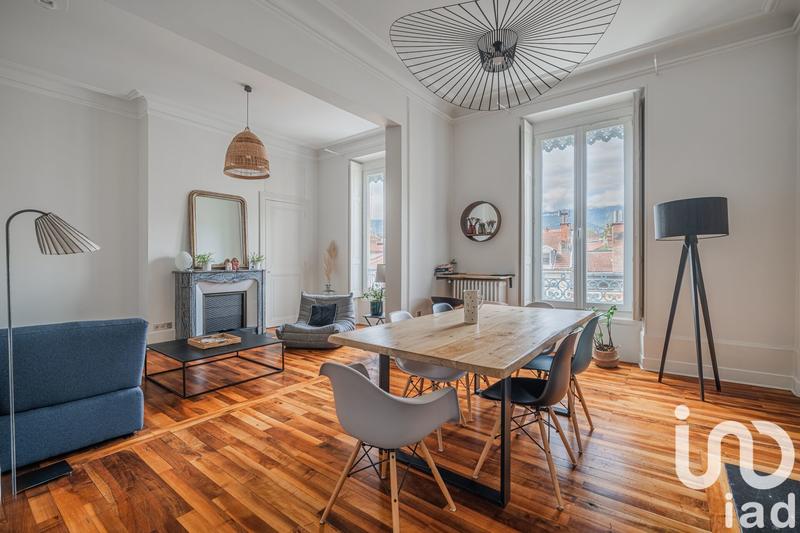 Appartement - 110 m² - 4 pièces