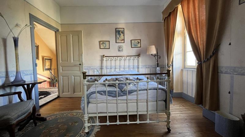 Maison - 165 m² - 7 pièces