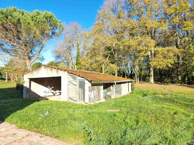 Maison - 191 m² - 8 pièces