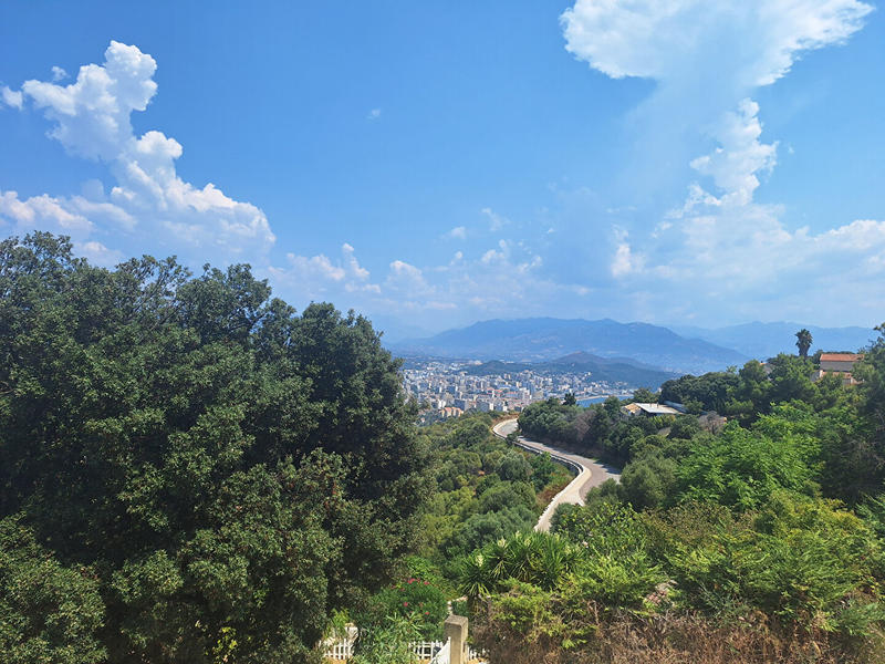 Appartement - 78 m² - 3 pièces