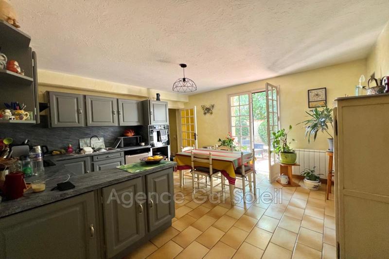 Villa - 160 m² - 4 pièces