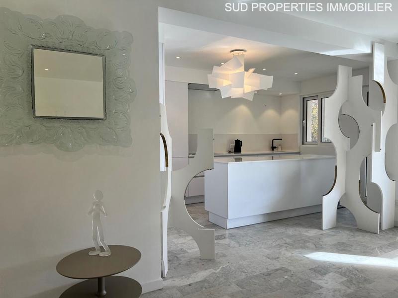 Appartement - 85 m² - 3 pièces