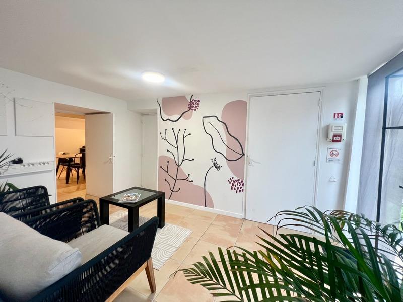 Local commercial - 80 m² - 3 pièces