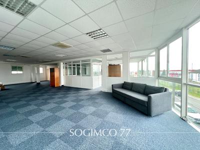Bureau - 154 m²