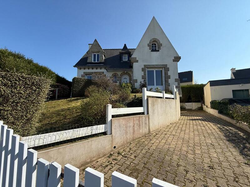 Maison - 127 m² - 6 pièces