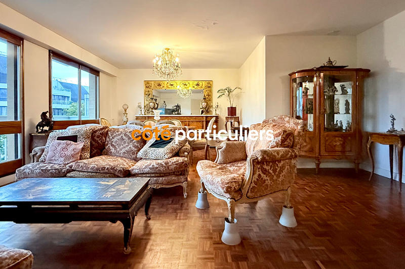 Appartement - 144 m² - 5 pièces