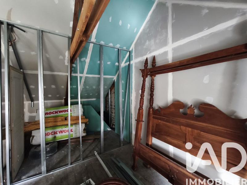 Maison - 240 m² - 6 pièces