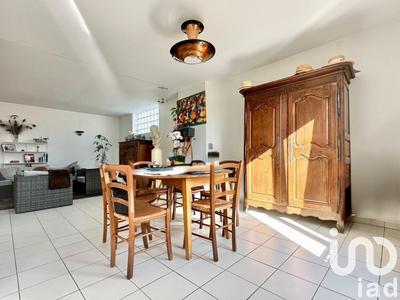 Maison - 195 m² - 6 pièces