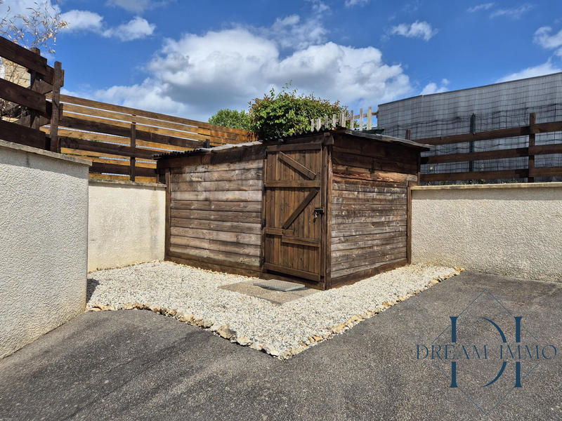 Maison - 92 m² - 5 pièces