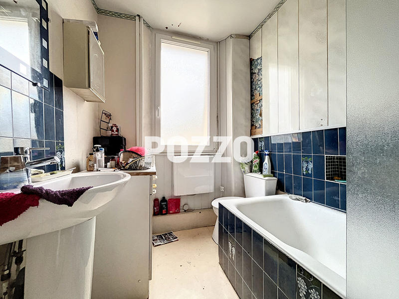 Maison - 102 m² - 7 pièces