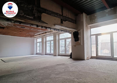 Cave / Box - 155 m²