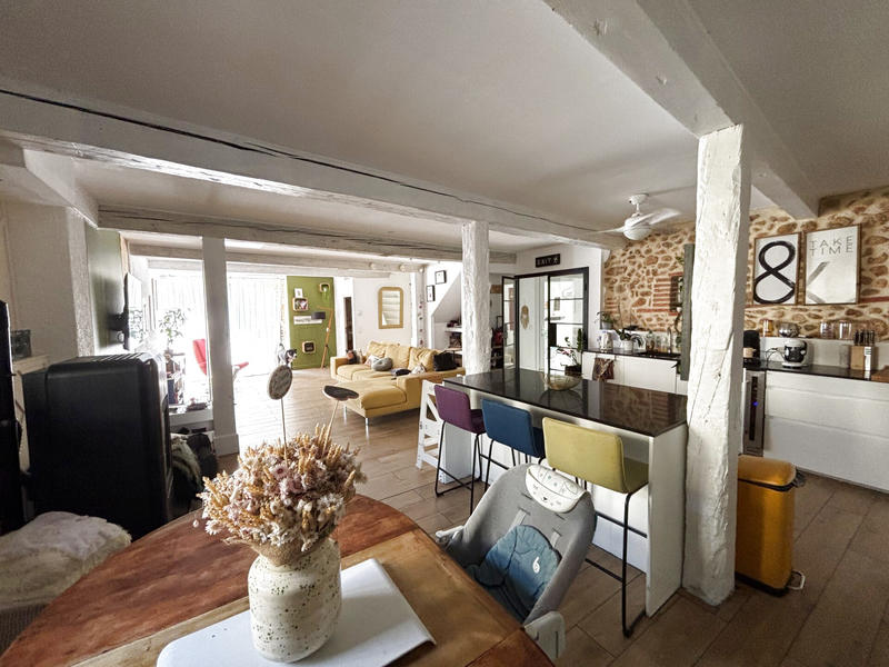 Maison - 215 m² - 5 pièces