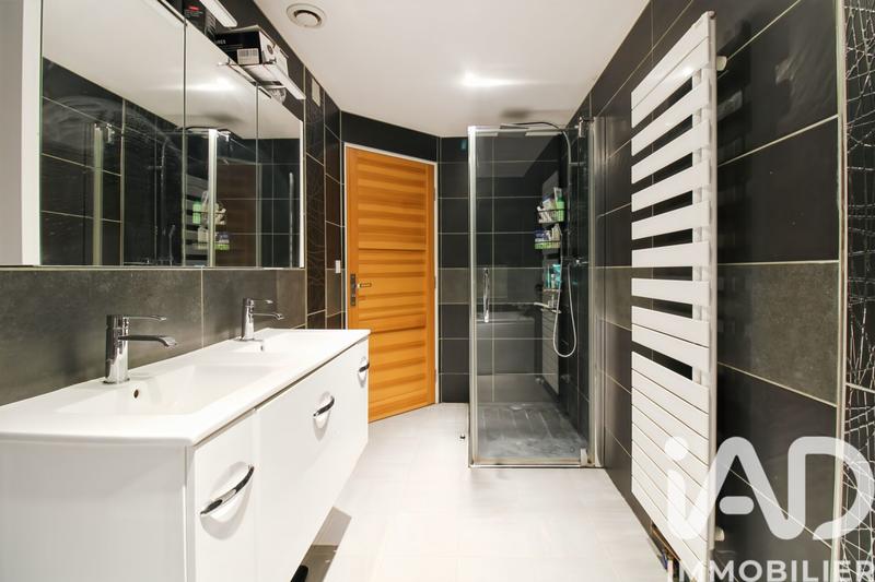 Maison de ville - 198 m² - 8 pièces