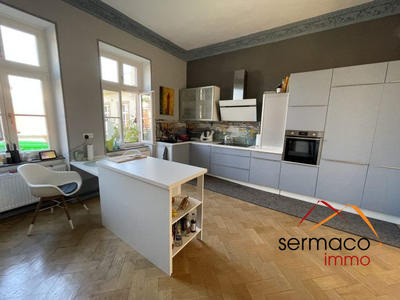 Appartement - 164 m² - 4 pièces