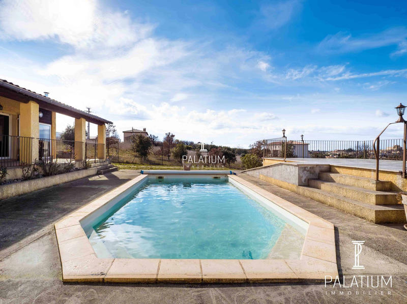 Maison - 165 m² - 5 pièces