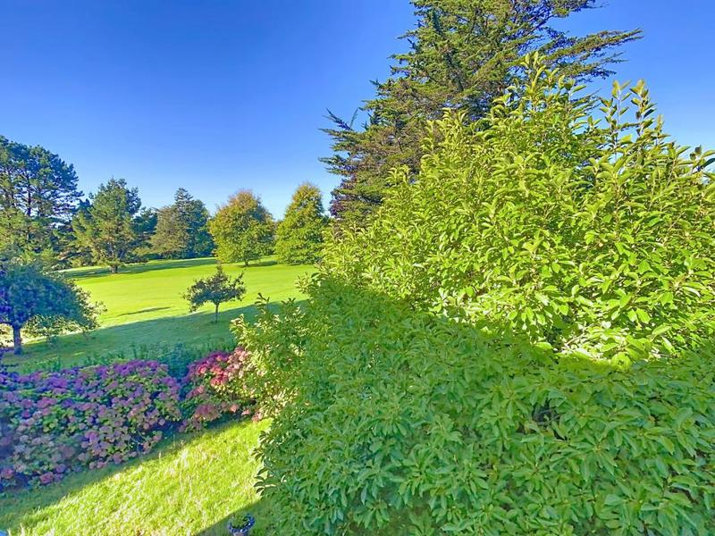 Villa - 273 m² - 9 pièces