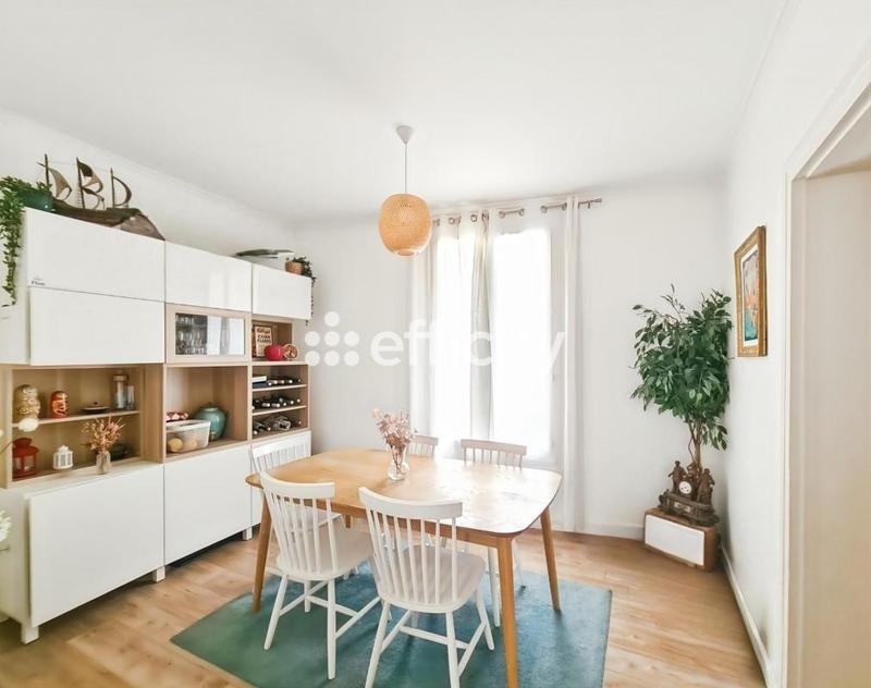 Appartement - 86 m² - 4 pièces