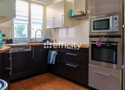 Maison - 143 m² - 5 pièces