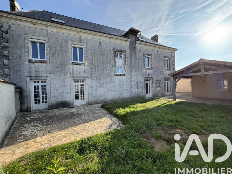 Maison - 198 m² - 8 pièces