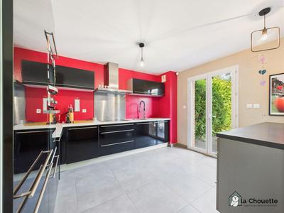 Maison - 105 m² - 5 pièces
