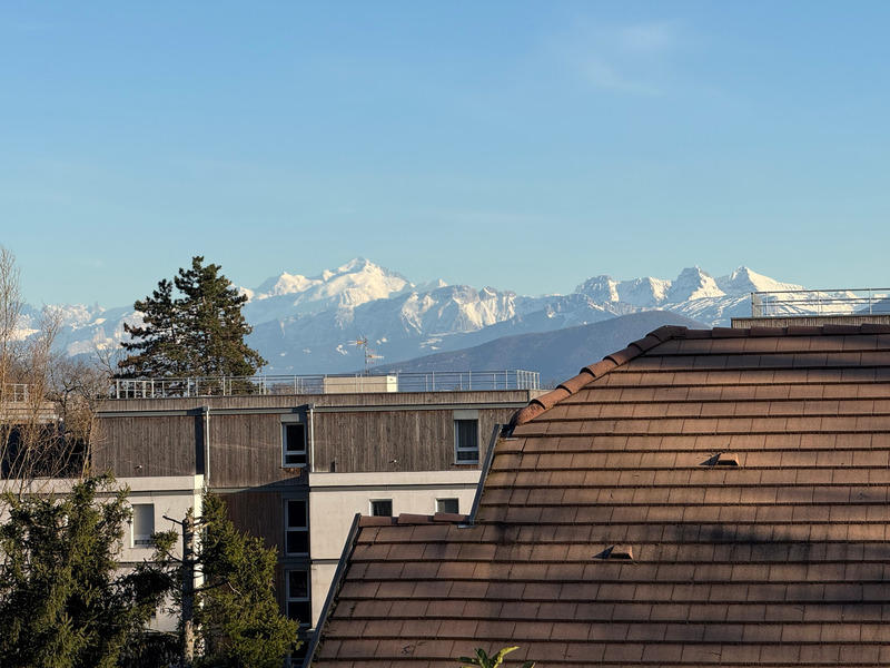 Maison - 261 m² - 10 pièces