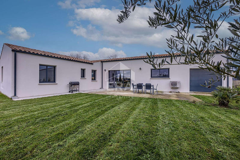 Maison - 120 m² - 5 pièces