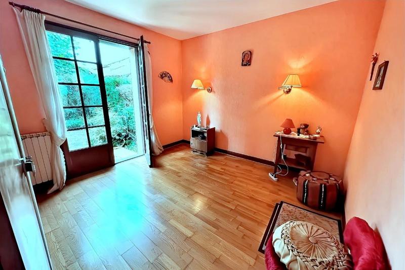 Maison - 123 m² - 6 pièces