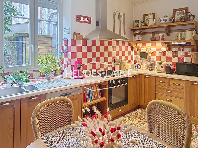 Maison - 166 m² - 7 pièces