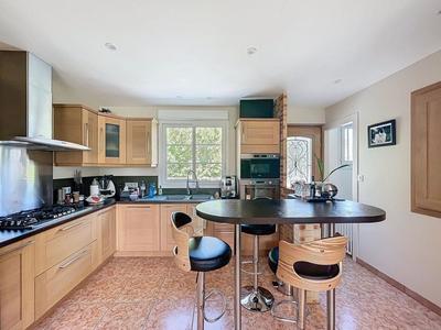 Pavillon - 145 m² - 6 pièces