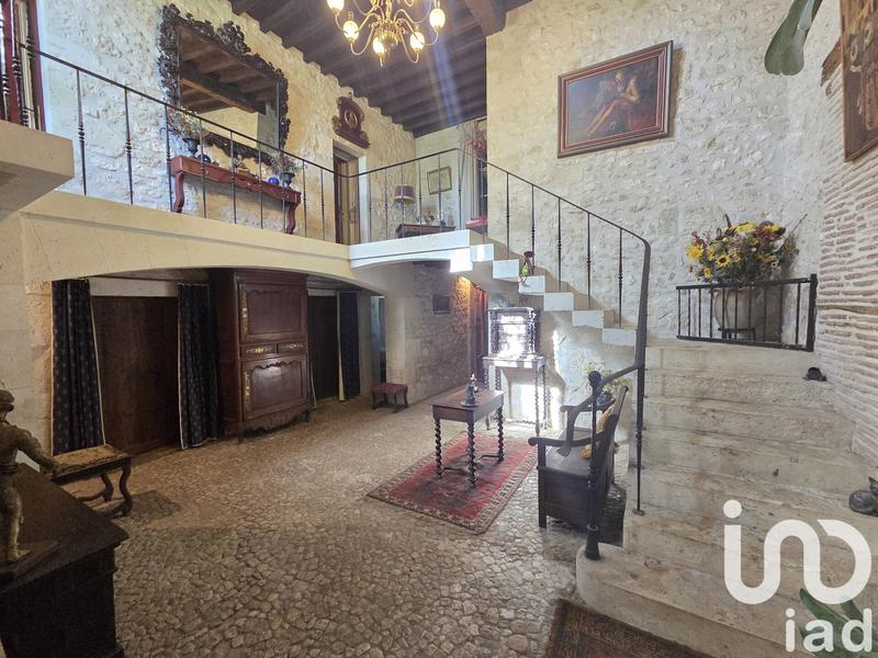 Château - 650 m² - 20 pièces