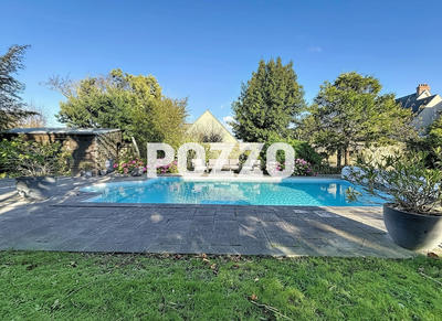 Maison - 190 m² - 8 pièces