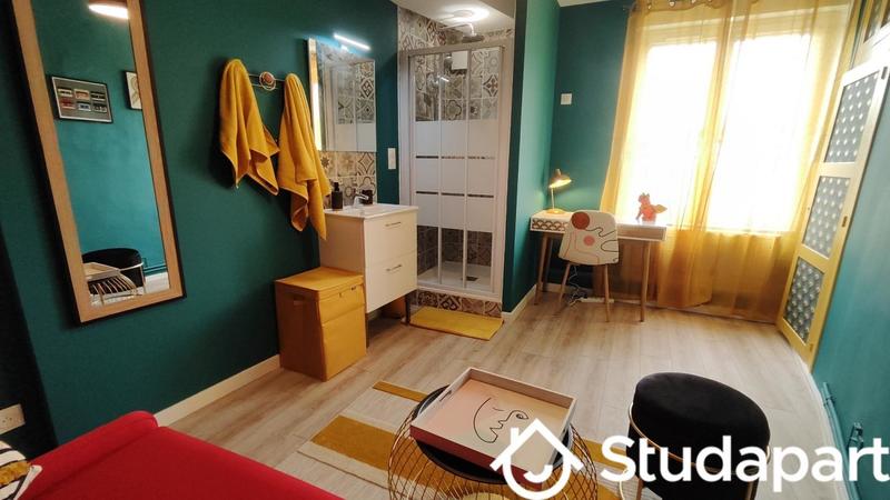 Chambre - 12 m² - 1 pièce