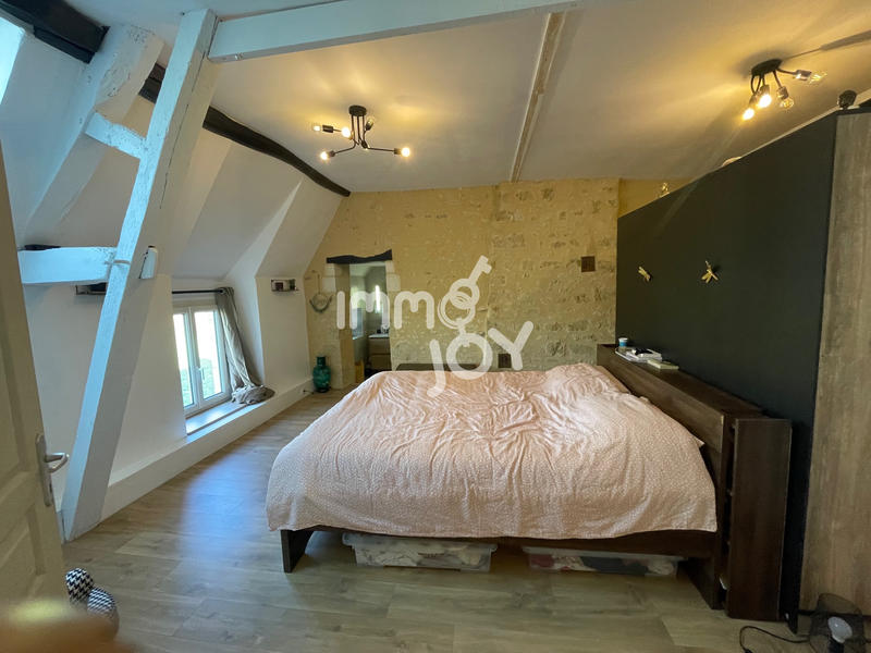 Maison - 230 m² - 11 pièces