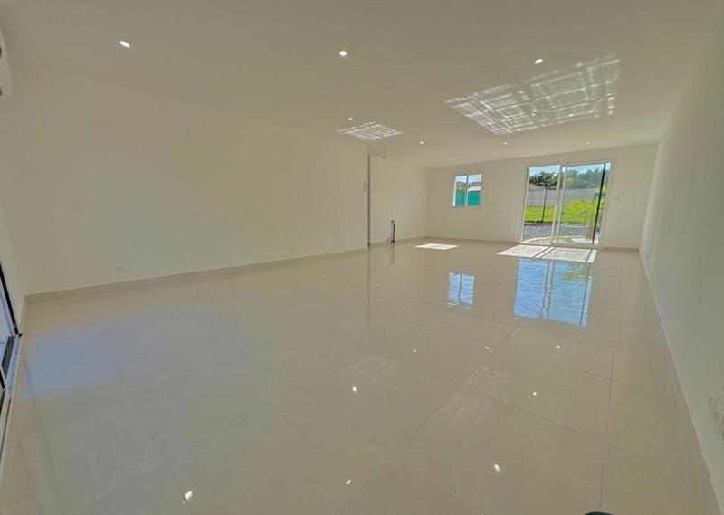 Maison - 108 m² - 5 pièces