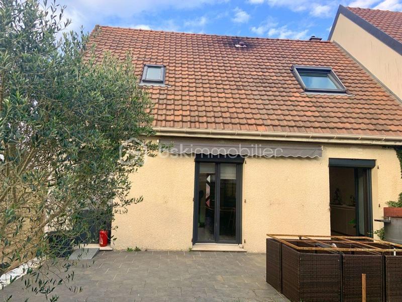 Pavillon - 77 m² - 4 pièces