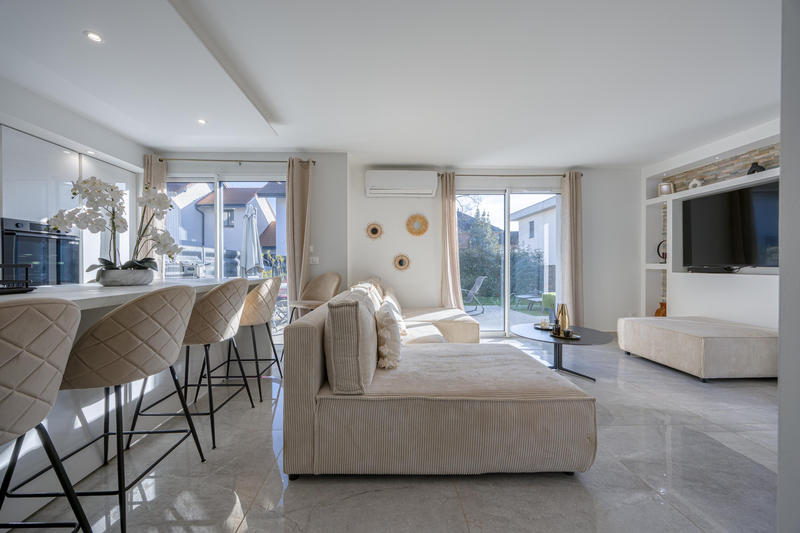 Maison - 85 m² - 4 pièces